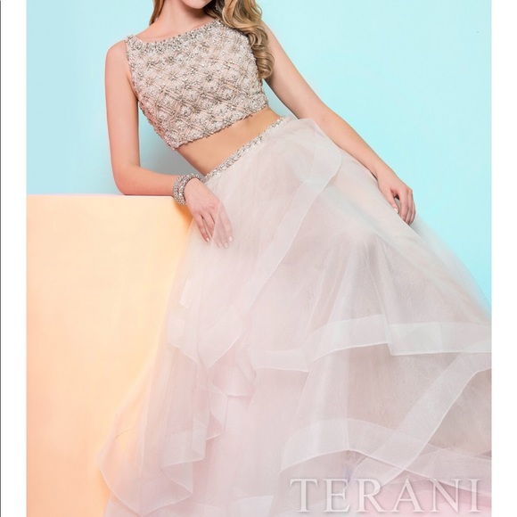 Stunning Authetic Terani dress - Picture 3 of 3